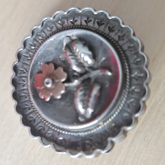 Antique Silver and Gold Brooch - Picture 9 of 9